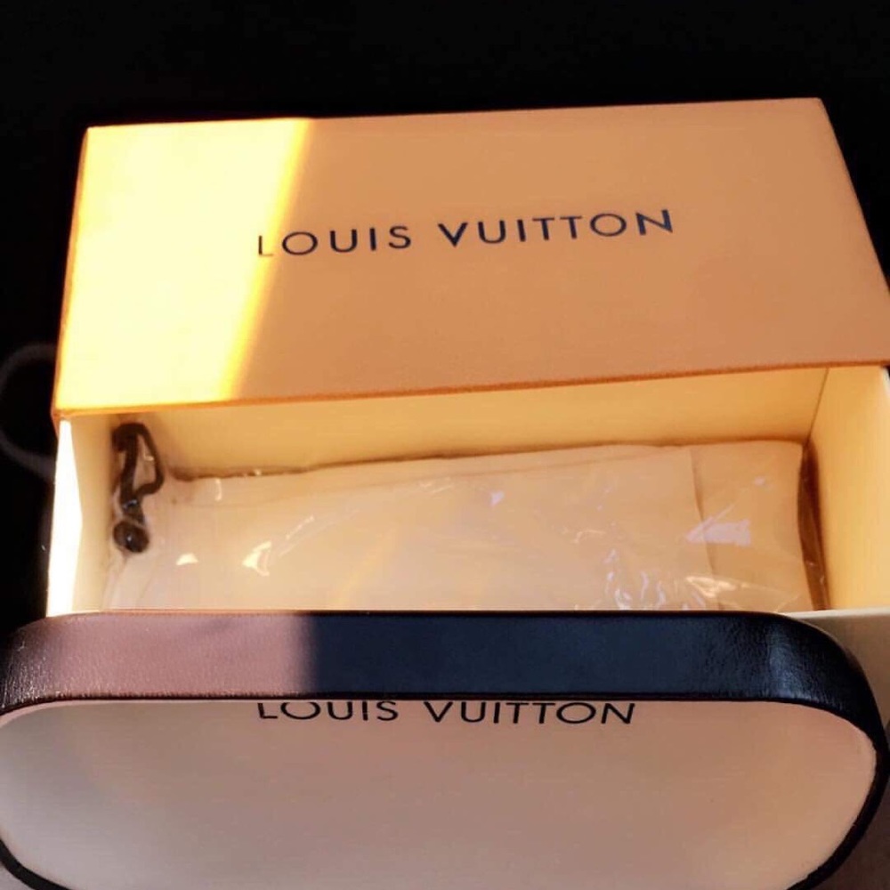 Louis Vuitton Studded Glasses - Picture 2 of 3
